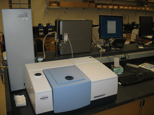 Bruker Tensor 37 infrared spectrometer