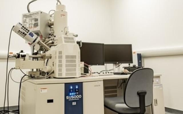 Hitachi STEM Hitachi Scanning Transmission Electron Microscope