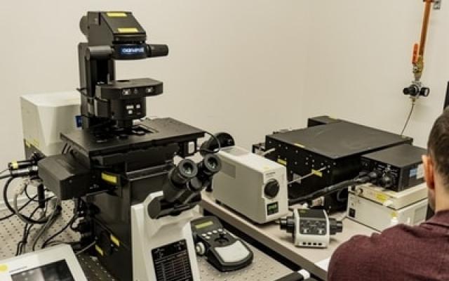 Olympus COnfocal Microscope Olympus Confocal FV1200 Microscope