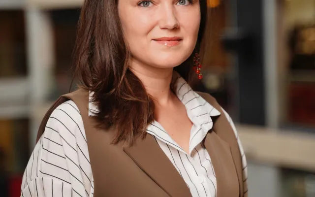 Dr. Elena Kosterina