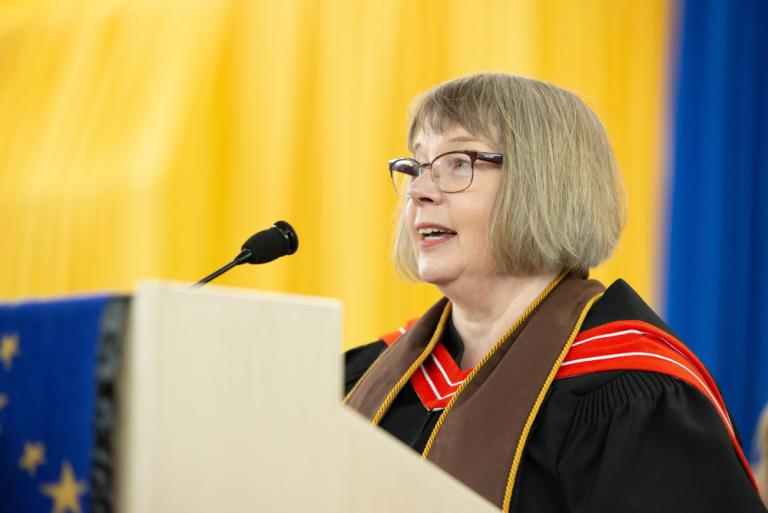 Dr. Shelley Scott