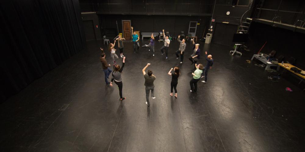 circular performance in black box theatre