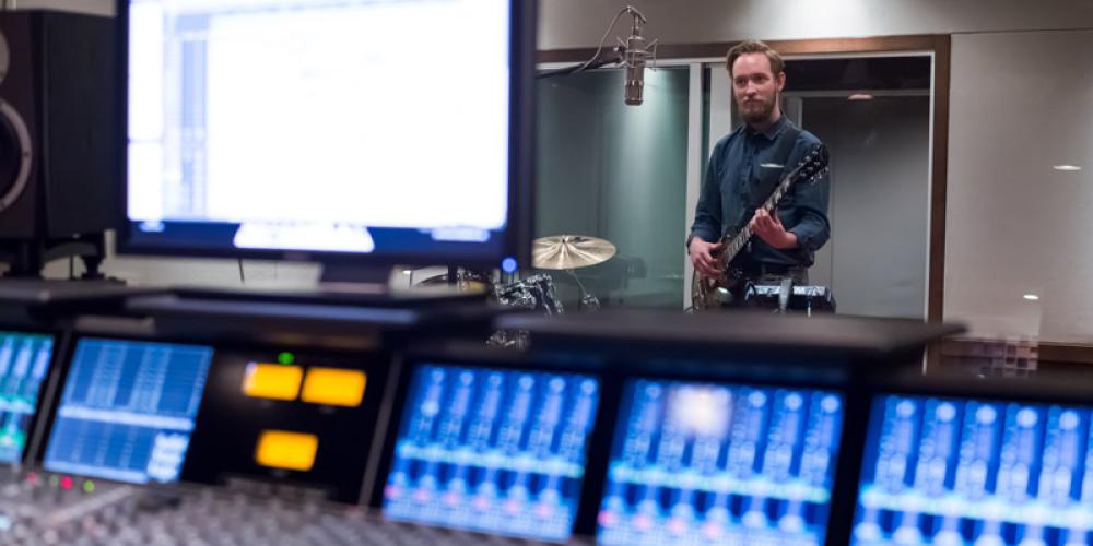 DAA Student recording guitar