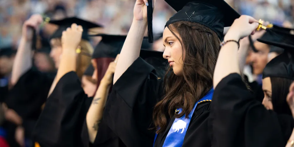 Moving Tassel