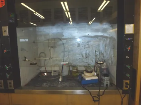 Old fumehood Old fumehood