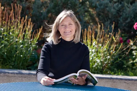 Dr. Robin Bright