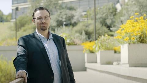 Dr. Athan Zovoilis
