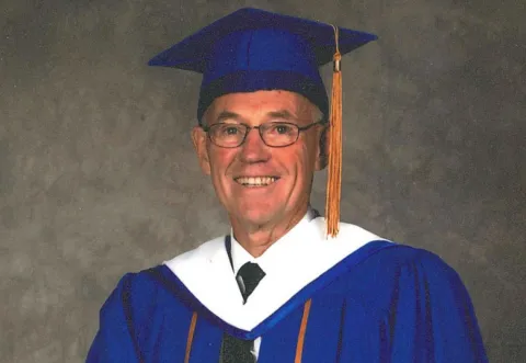 Dr. Blaine Thacker Dr. Blaine Thacker