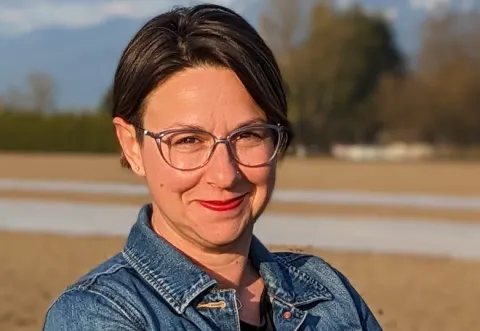 Dr. Heather Davis-Fisch Dr. Heather Davis-Fisch