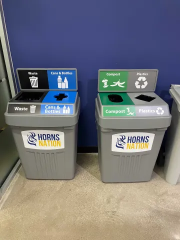 Image of two recycling/garbage bins