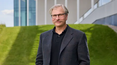 Dr. Robert Guninger