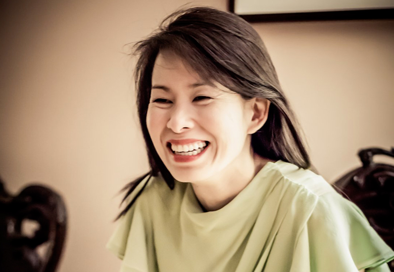 A Vietnamese boat person, Kim Thúy has written two books that have been described as poetic, seductive and wondrous.
