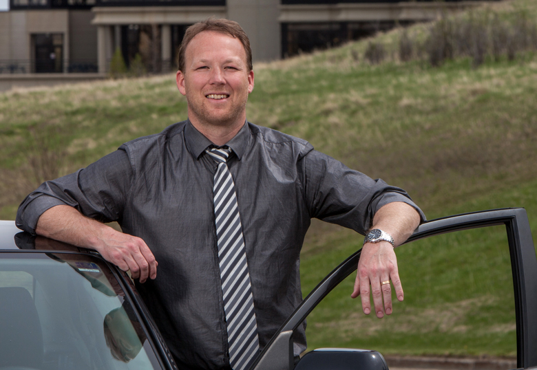 Counselling Services manager, Mark Slomp, completes his PhD at the University of Calgary.