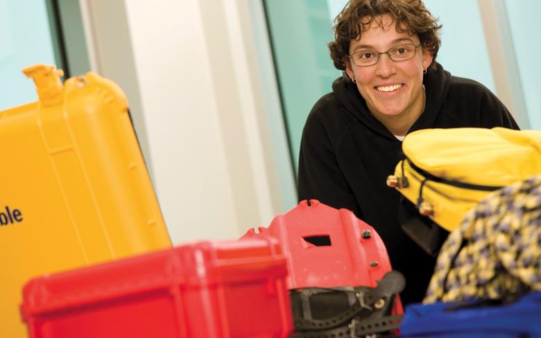 Dr. Sarah Boon is a geographer working in the Alberta Water and Environmental Science Building. With a research focus on mountain hydrology, Boon studies snow melt and glacial melt and how they contribute to runoff in mountain systems.